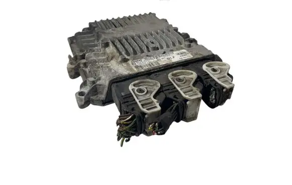 Volvo V50 Engine control unit/module 30771350AA 5WS40212IT