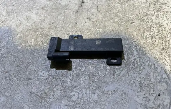 Jeep Grand Cherokee WL Keyless (KESSY) go control unit/module 68509794AA 64469T