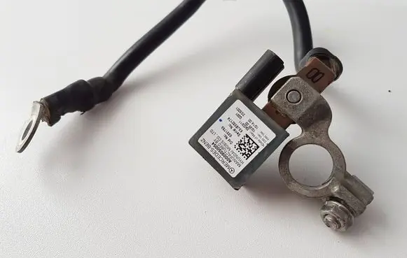 Mercedes-Benz GLK (X204) Negative earth cable (battery) A0009050054 6331759 K9JB332174