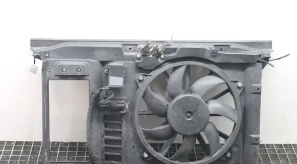 Peugeot RCZ Radiator cooling fan shroud