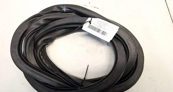 Seat Leon (5F) Rubber seal rear door 5F4867367