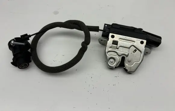 Mercedes-Benz S AMG W222 Tailgate/trunk/boot lock/catch/latch A2317500085