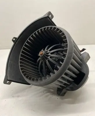 Volkswagen Touareg I Heater fan/blower 7L0820021N