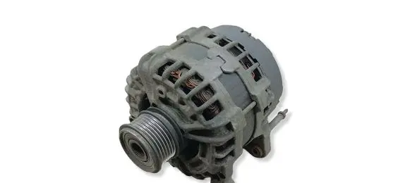 Volkswagen PASSAT B7 Generator/alternator 03L903024F