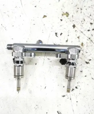 Subaru Impreza V Fuel injector 9MCB104