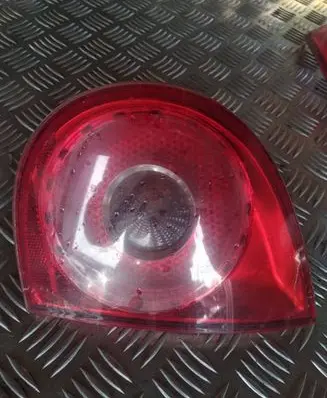 Volkswagen Golf V Tailgate rear/tail lights 1K6945094F
