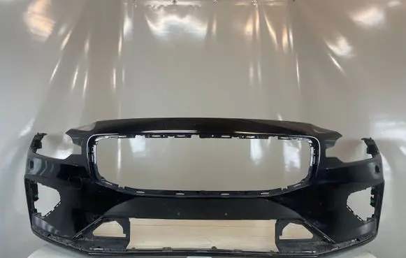 Volvo V60 Front bumper 31690530