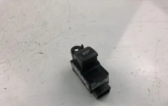 Volvo V40 Electric window control switch 31394840