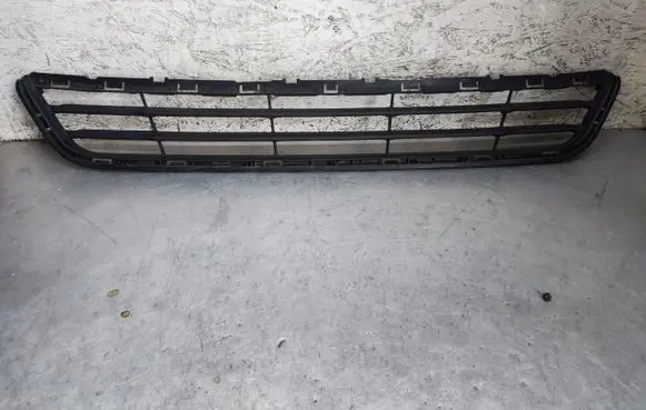 Ford Mondeo MK V Front bumper lower grill DS73-17B968-JW
