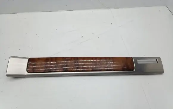 Volkswagen Touareg I Dashboard glove box trim 7L6857188J