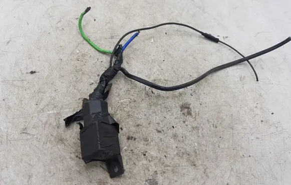Mitsubishi Pajero Other relay SCB1M1240