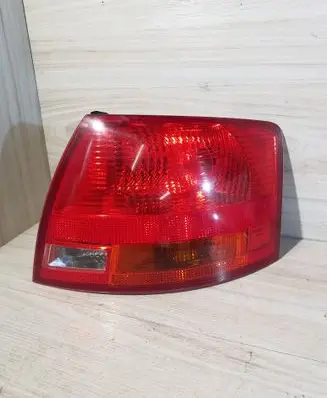 Audi A4 S4 B7 8E 8H Rear/tail lights 8E9945096E 484002