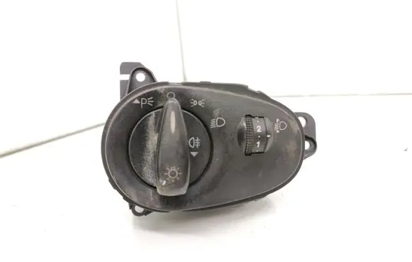 Ford Focus Light switch 98AG13A024CF