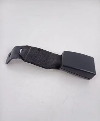 BMW 1 E82 E88 Rear seatbelt buckle 9117261