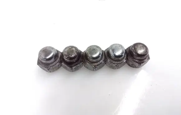 Nuts/bolts