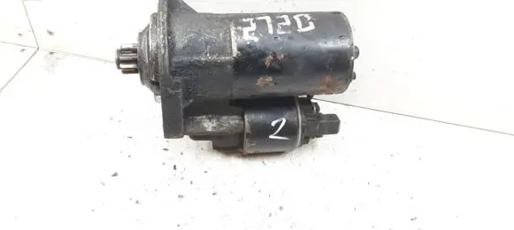 Volkswagen Golf V Starter motor 2720