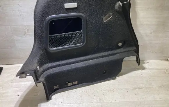 Mini Clubman F54 Tailgate/trunk side cover trim 7465363