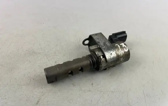 Subaru Forester SG Camshaft vanos timing valve AA020 0370LJ30 0370LJ30AA020