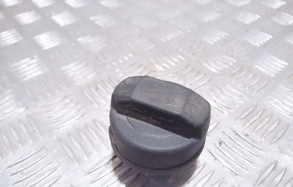 Volkswagen PASSAT B4 Fuel tank filler cap 191201553A