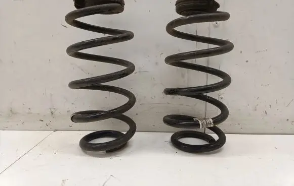 BMW 1 F40 Rear coil spring