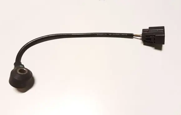 Mazda Tribute Detonation knock sensor YL8A12A699AA 1072088A