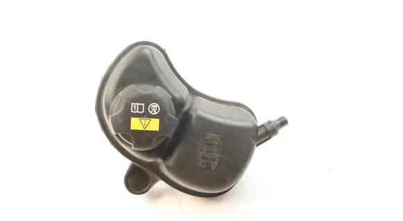 BMW 3 G20 G21 Coolant expansion tank/reservoir 8610653 17138610653 18779811