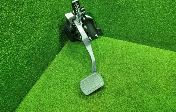 Peugeot 2008 II Brake pedal 9824305280 C5019505
