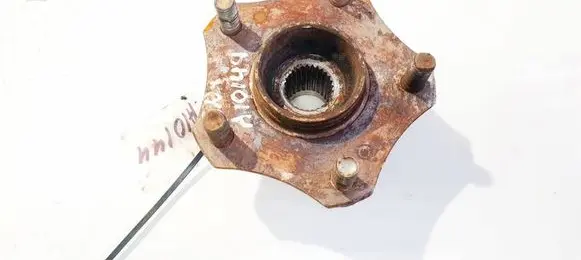 Suzuki Grand Vitara II Rear wheel hub