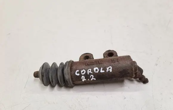 Toyota Corolla Verso E121 Clutch slave cylinder 