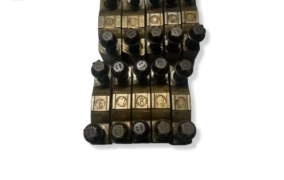 Opel Zafira C Camshaft holder 90530563