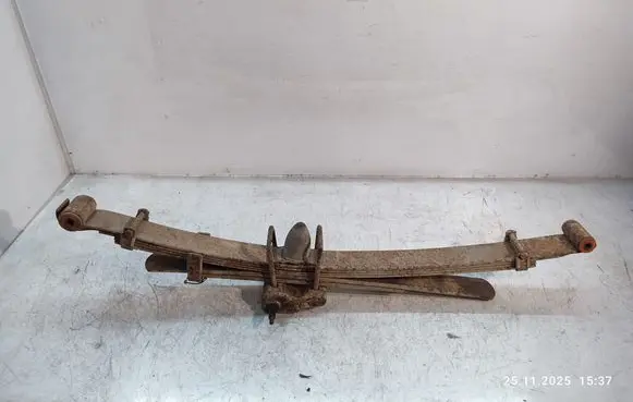 Mitsubishi L200 Rear leaf spring 