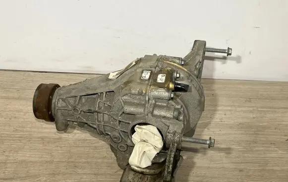 Porsche Macan (95B) Rear differential 95B525015M