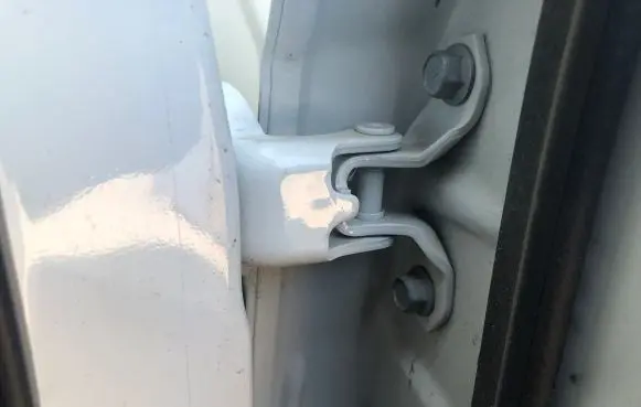 Suzuki Ignis Rear door upper hinge