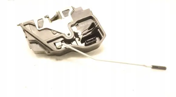 BMW 5 E60 E61 Front door lock 7167074