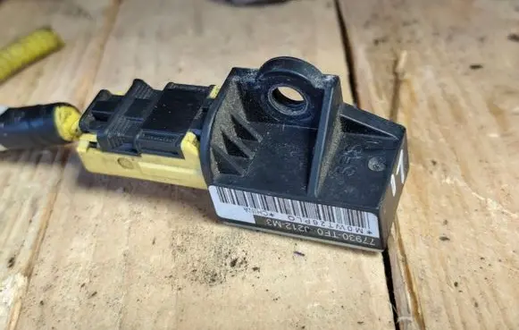 Honda Jazz Airbag deployment crash/impact sensor 77930TF0J212M3