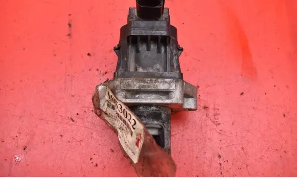Opel Insignia A EGR valve 55566052