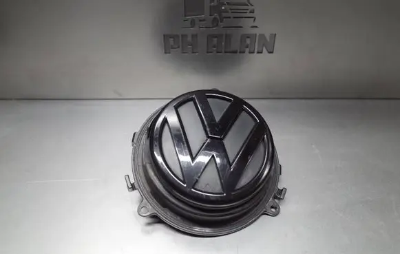 Volkswagen Golf V Tailgate/trunk/boot exterior handle 1K0827469E 1K0827469F 3C5827469B