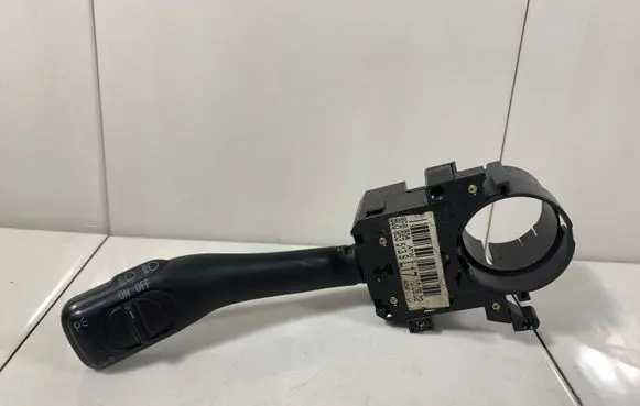 Volkswagen PASSAT B5.5 Indicator stalk 8L0953513S