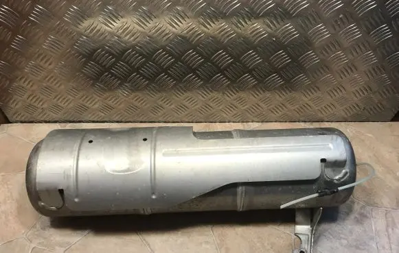Mercedes-Benz GL X166 Air suspension tank/reservoir A1663200215