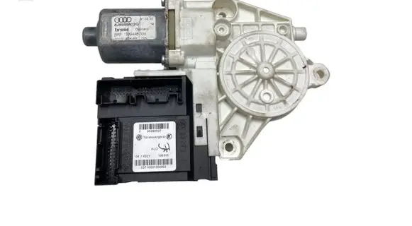Audi TT TTS Mk2 Front door window regulator motor 8J8959802G 989448304 05080537