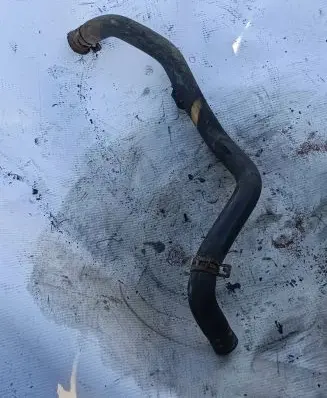 Volkswagen Golf IV Engine coolant pipe/hose