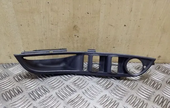 Ford Focus Front door window switch trim BM51A240A40DDW