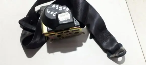 Peugeot 406 Rear seatbelt