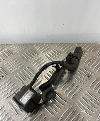 Audi A8 S8 D3 4E Acceleration sensor 4E0616576K 10179200662