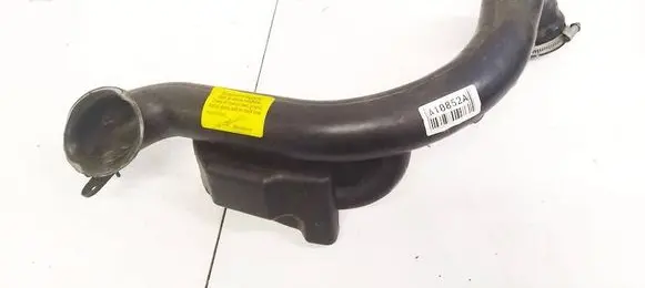 Nissan Note (E11) Air intake hose/pipe 3981027959