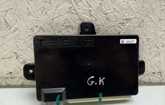 Tesla Model X Door control unit/module 104549010D