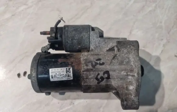 Citroen C-Crosser Starter motor 9656262780