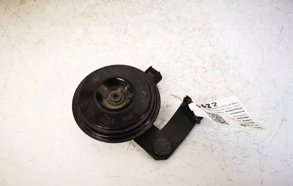 Toyota Prius (XW50) Horn signal 8656047040