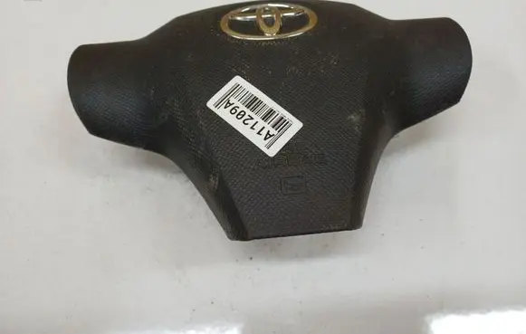 Toyota Yaris Steering wheel airbag 