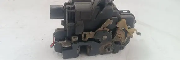 Seat Leon (1M) Rear door lock